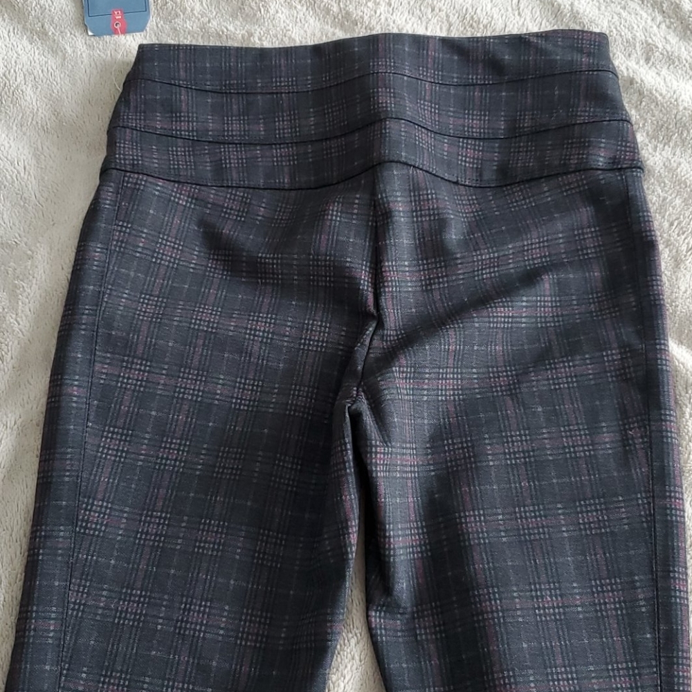 Pants - Picture 5 of 5